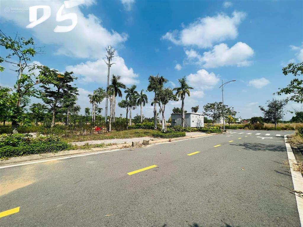 Gem sky world long thành có lỗ cắt lỗ sâu vị trí đẹp, gần sân bay, kcn  mua là có lợi thế ngay