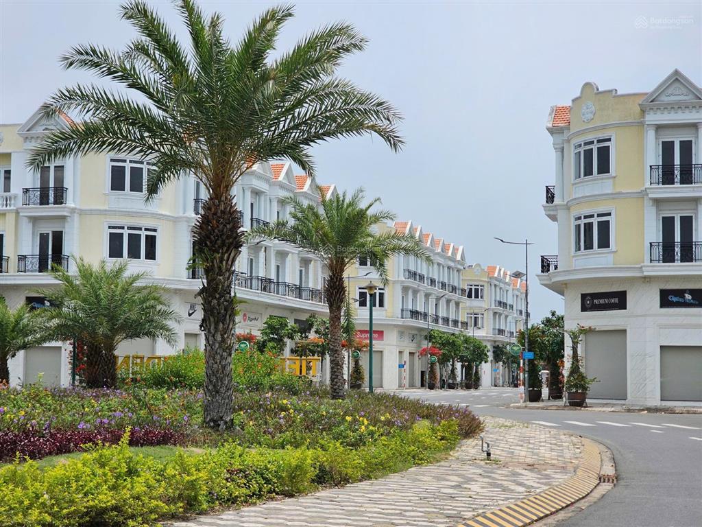 Cần bán gấp lô đất lkvtiến lộc garden gần kcn & sân bay long thành