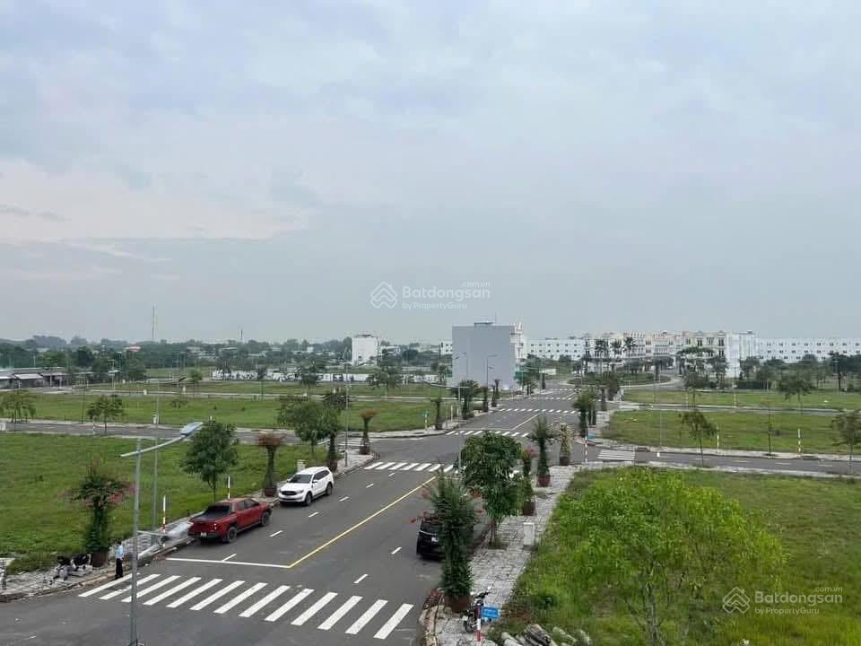 Cần bán gấp lô đất lkvtiến lộc garden gần kcn & sân bay long thành