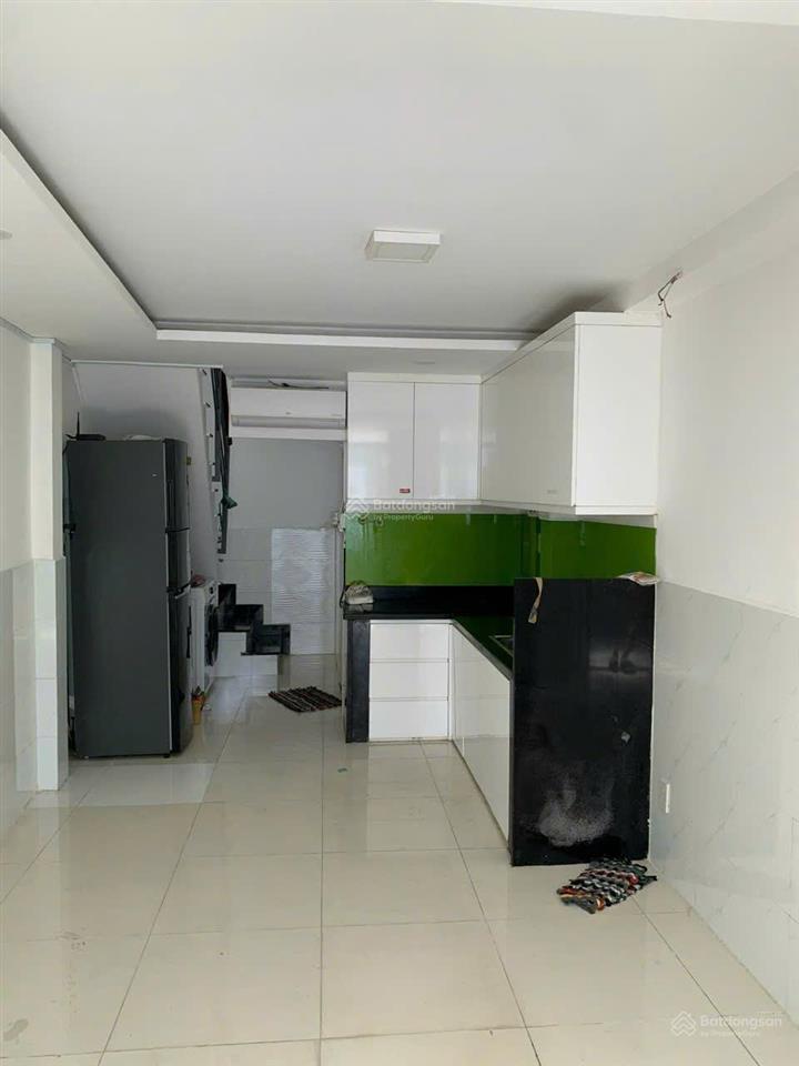 Bán nhà 3x8, hẻm 3m đường 3 tháng 2, sát vách vạn hạnh mall