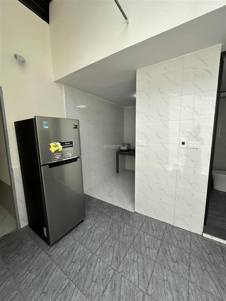 Chính chủ cho thuê nhà ngõ 310 nghi tàm, 80m2, full nội thất, nhà mới