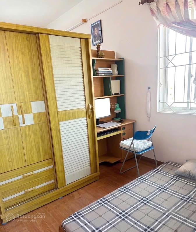 Chính chủ bán căn hộ chung cư tầng trung 52m2, sđcc chỉ 2,75 tỷ