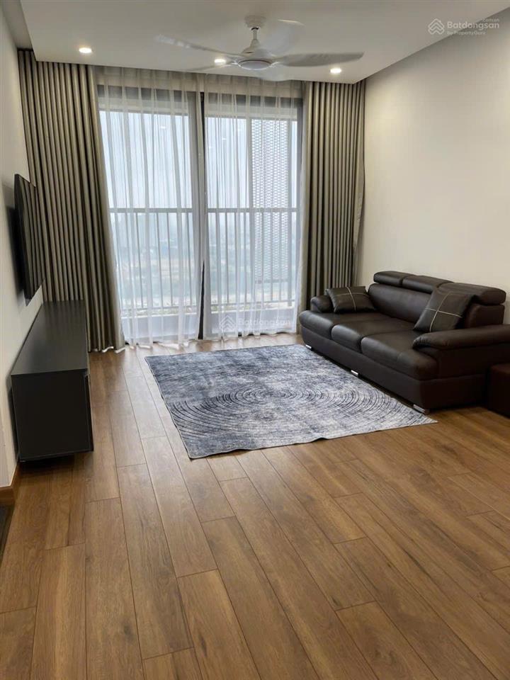 Em bán 12 căn 2pn đồ đẹp view hồ starlake thoáng mát toà m và d 6th element.  em 0923 363 ***/zalo