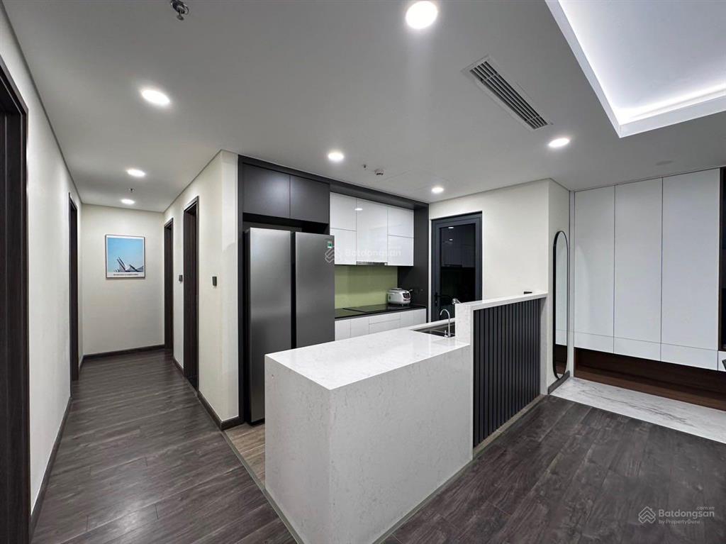 Cho thuê căn 4pn ngoại giao đoàn n01t6  7  full đồ. 0923 363 ***/zalo