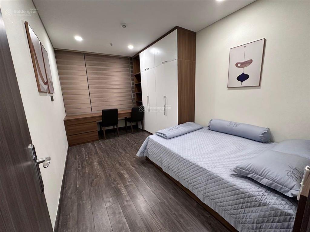 Cho thuê căn 4pn ngoại giao đoàn n01t6  7  full đồ. 0923 363 ***/zalo
