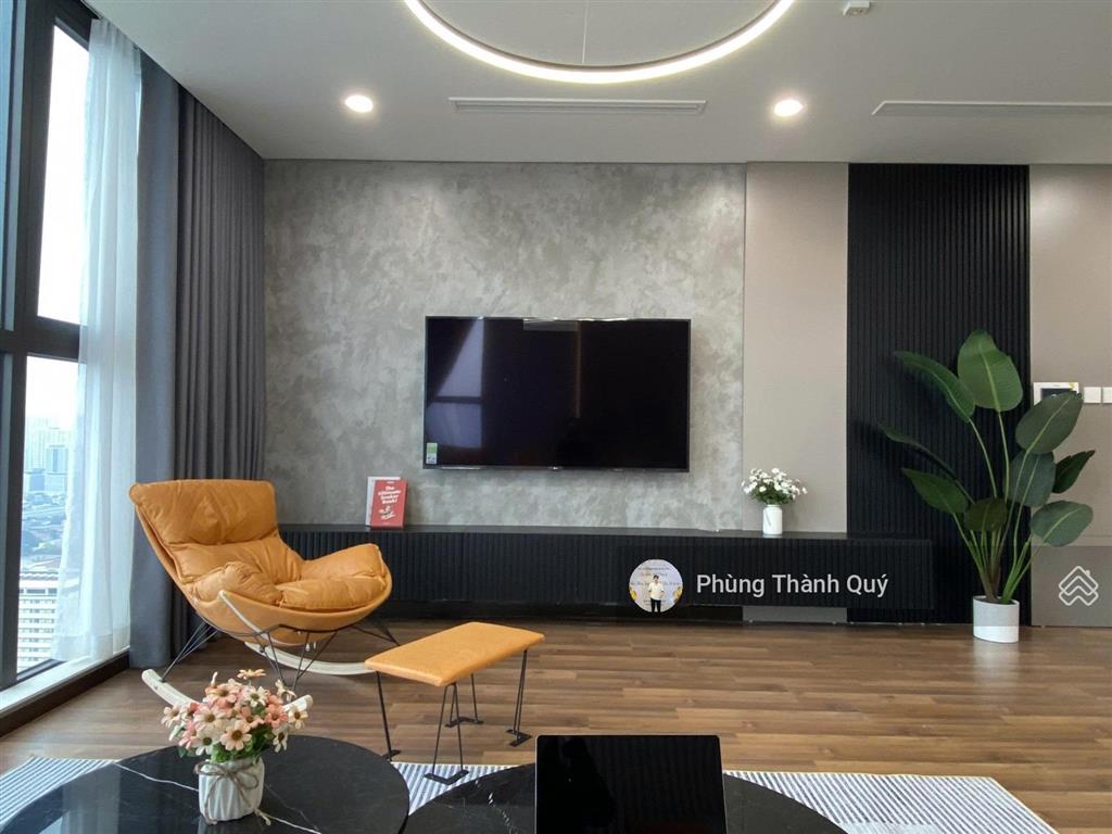 Em cập nhật quỹ căn bán 1pn2pn3pn toà 6th element sảnh d và m giá tốt nhất  0923 363 ***