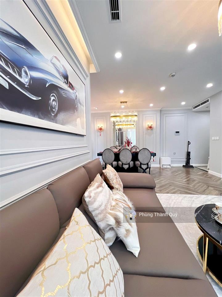 Em cập nhật quỹ căn bán 1pn2pn3pn toà 6th element sảnh d và m giá tốt nhất  0923 363 ***