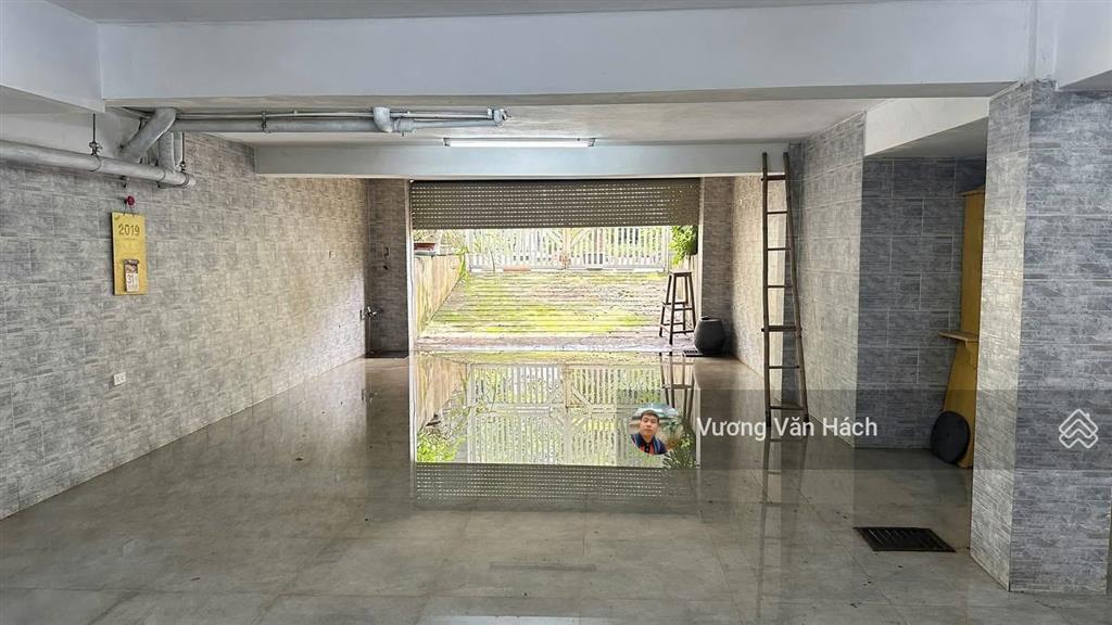Chính chủ bán biệt thự vườn đào  tây hồ  view vườn hoa  nội thất xịn  giá 300m2 nhỉnh 100 tỷ
