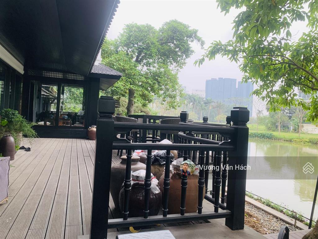 Bán biệt thự đơn lập ciputra tây hồ  thang máy  view hồ, sân gorl  5 nổi 1 hầm giá nhỉnh 300tr