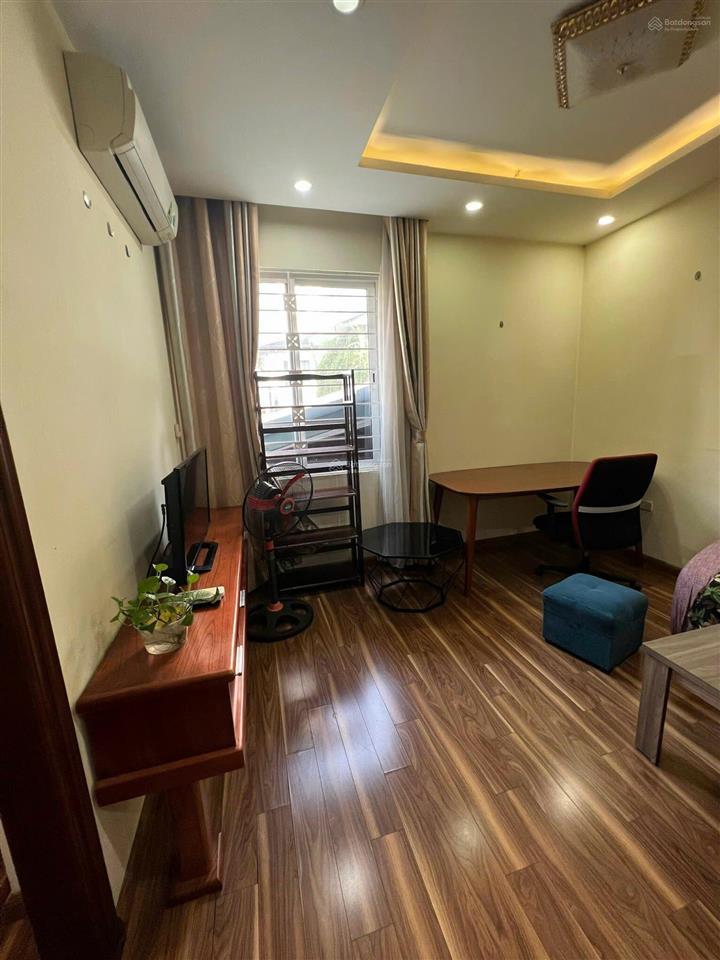 Cho thuê 1n1k 60m2 phan chu trinh hoàn kiếm, phòng nhiều cửa sổ có ban công, full đồ, giá 11 triệu