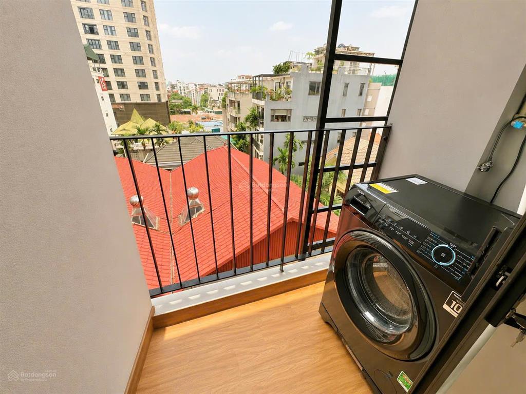 Cho thuê 1n1k 40m2 đường tây hồ, full đồ, thang máy, ban công, lô góc thoáng sáng, giá 10 triệu