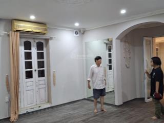 Cho thuê nhà 70m2 ngõ phan huy chú, tầng 1 riêng biệt, có thể vừa ở vừa kinh doanh, giá thuê 12 tr