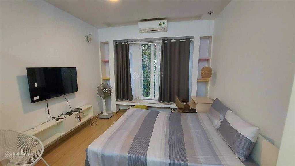 Cho thuê 1n1k 45m2 hàm long, an ninh tốt pccc đầy đủ, cách hồ hoàn kiếm 700m full đồ, giá 8 triệu