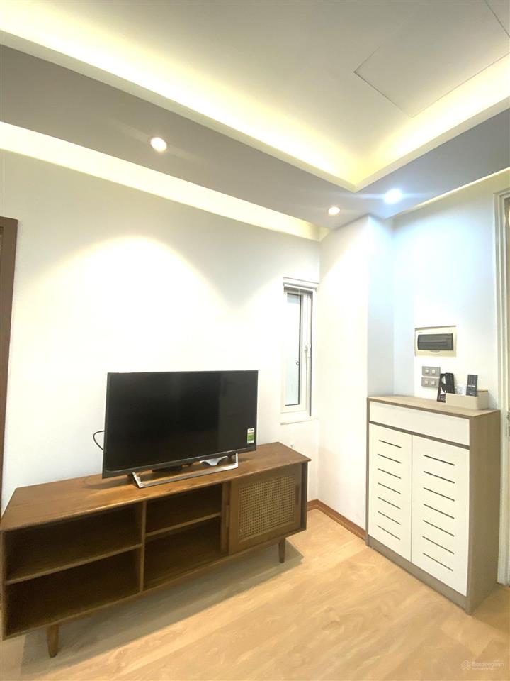 Cho thuê 1n1k 50m2 nguyễn khắc hiếu  đảo ngũ xá, full đồ, thang máy, an ninh tốt, giá 9,5 triệu