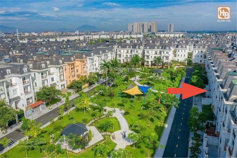 Gia đình có việc cần bán gấp căn biệt thự hoàn thiện nội thất đầy đủ với mức giá hơn 22 tỷ, 144m2