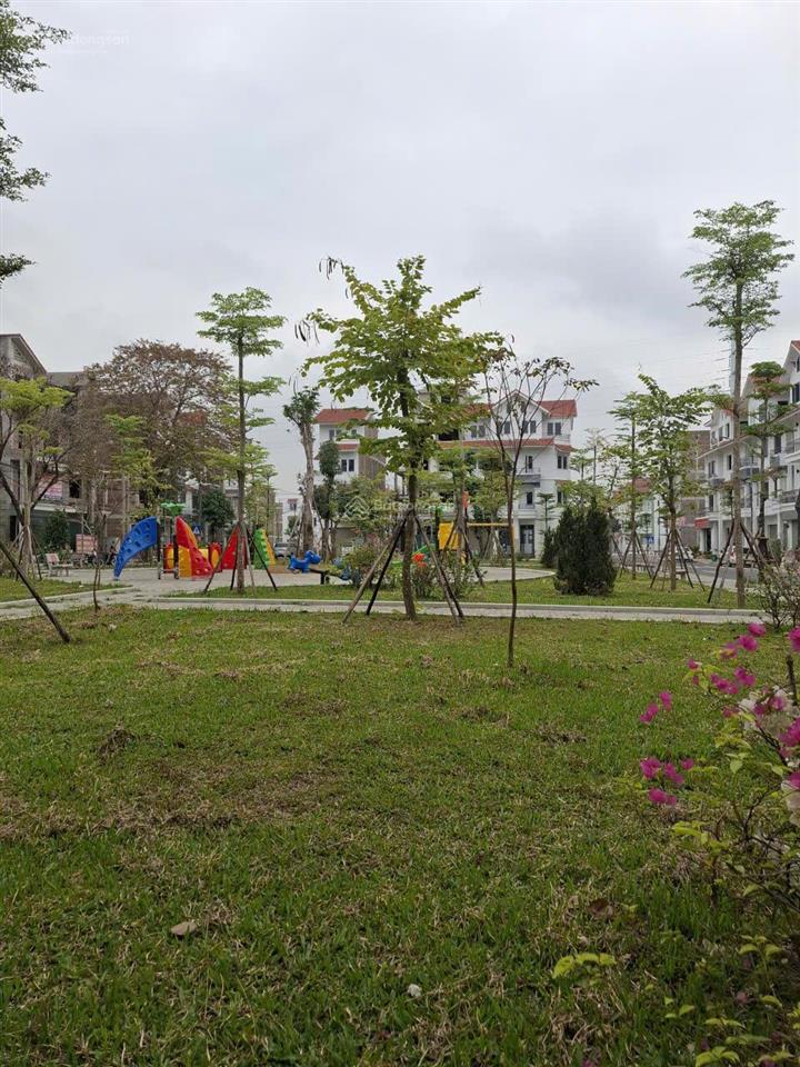 Gia đình cần tiền bán gấp căn 70m2, giá 12,x tỉ giáp lưng lideco 2 mặt tiền  cienco 5 tân lập