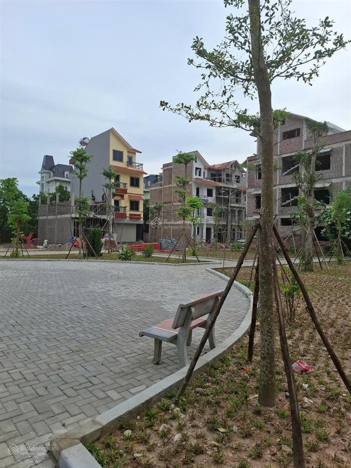 Bán lô liền kề view công viên khu nhà ở xã tân lập  cienco 5, giá 10.x tỉ, 75m2 siêu hot