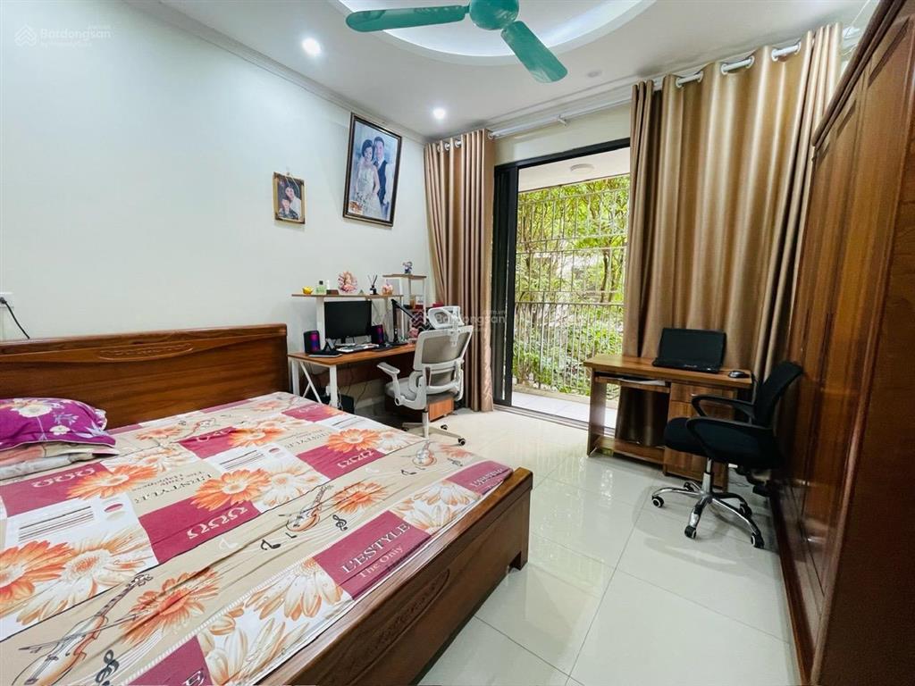 Bán nhà liền kề mậu lương hà đông 60m2, mặt tiền 5m, gần sân bóng mậu lương, giá 12.5 tỷ