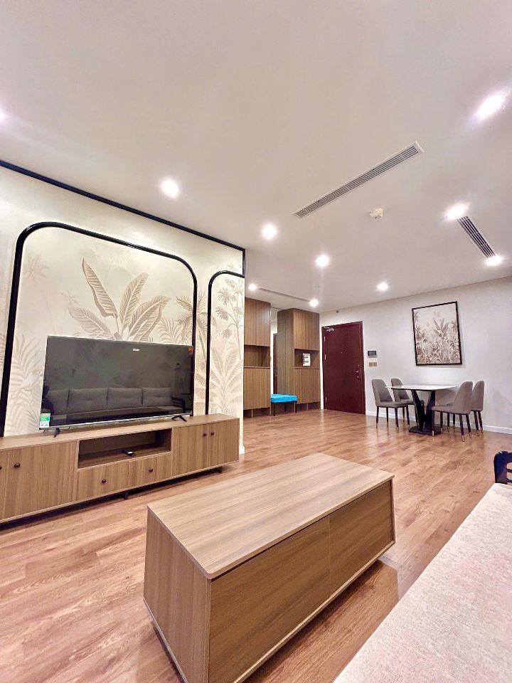 Bán căn hộ Cienco1 Hoàng Đạo Thuý 110m2 - 3pn - 2vs hơn 9 tỷ căn góc, full NT