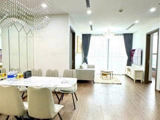 Bán căn hộ chung cư Bộ Kế Hoạch và Đầu tư - Quan Hoa 85m² 2pn 2vs 7,3 tỷ full NT
