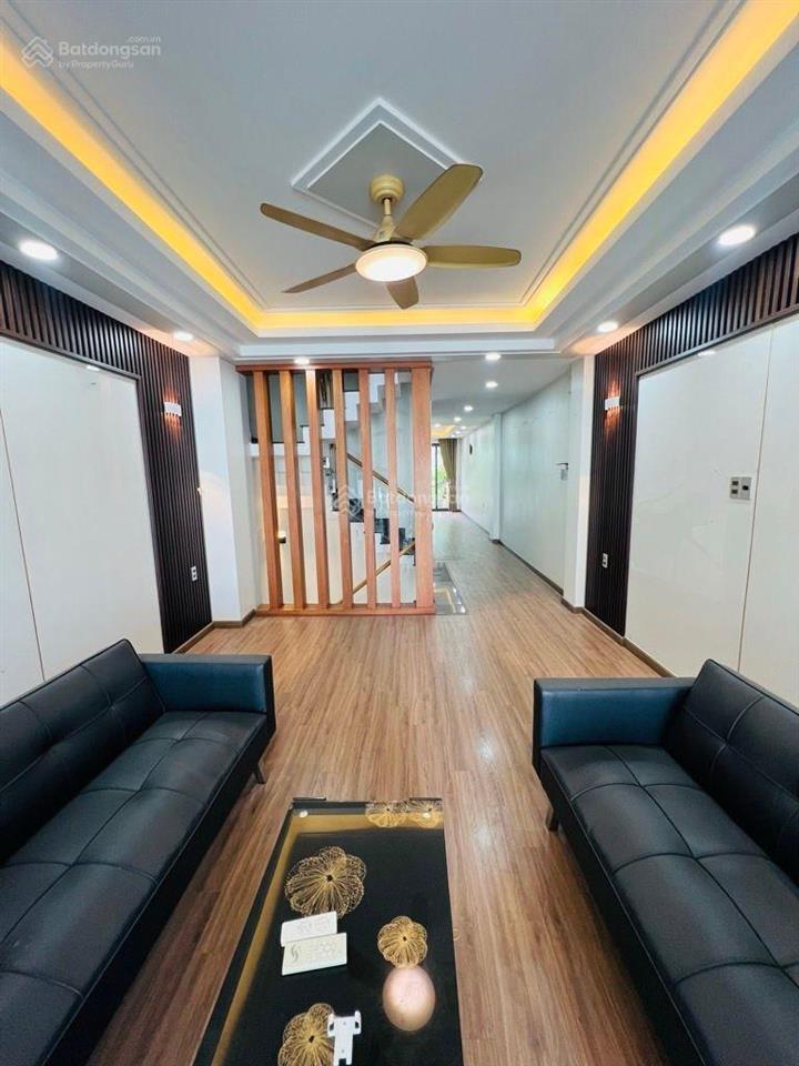 Siêu phẩm mặt tiền kd ,có hầm thang máy ,5 tầng đường 20m ,gần chợ công viên ,nhỉnh 14 tỷ