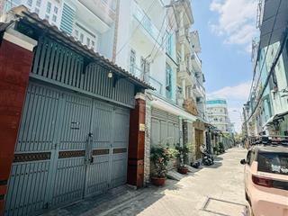 Siêu hot chdv gần sân bay, nhà ga dt 5*22m, đang có 15p thu nhập ổn định, ko có căn t2, nhỉnh 8 tỷ