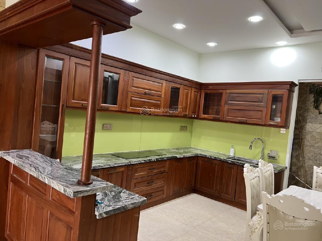 Gần chợ phạm văn bạch ,sân bay ,dt 4*18 ,4 tầng hẻm xe tải tránh thông , chỉ nhỉnh 7 tỷ