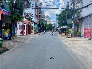 Hiếm có tại khu vực, dt 5*15m, xe hơi đỗ cửa, gần sân bay, emart, chợ, chỉ nhỉnh 5 tỷ