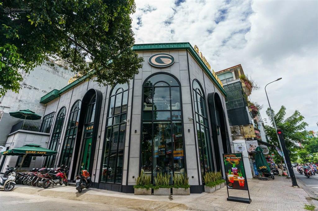 Nhà chính chủ mới mua cần tìm khách thuê tại ngã tư đường 370 tân sơn nhì, tân phú