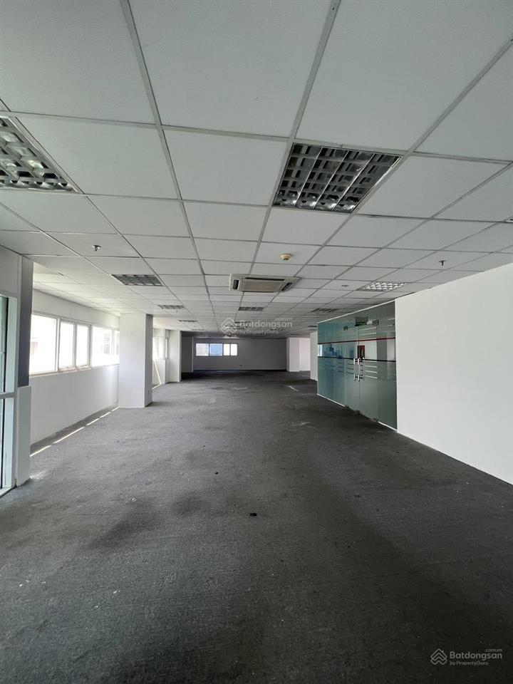 Nhà chính chủ mới mua cho thuê góc 2 mặt tiền đường số 135a nguyễn gia trí 8 d2 bình thạnh