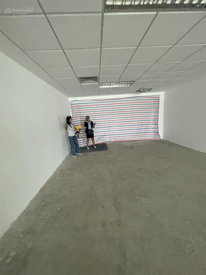 Nhà chính chủ mới mua cho thuê góc 2 mặt tiền đường số 135a nguyễn gia trí 8 d2 bình thạnh