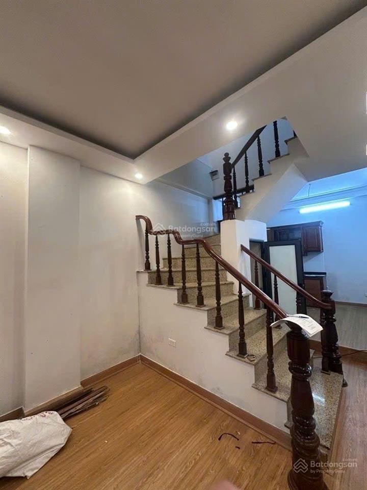 Bán gấp nhà 5 tầng đẹp full nội thất khu làng việt kiều châu âu tại trung tâm quận hà đông.