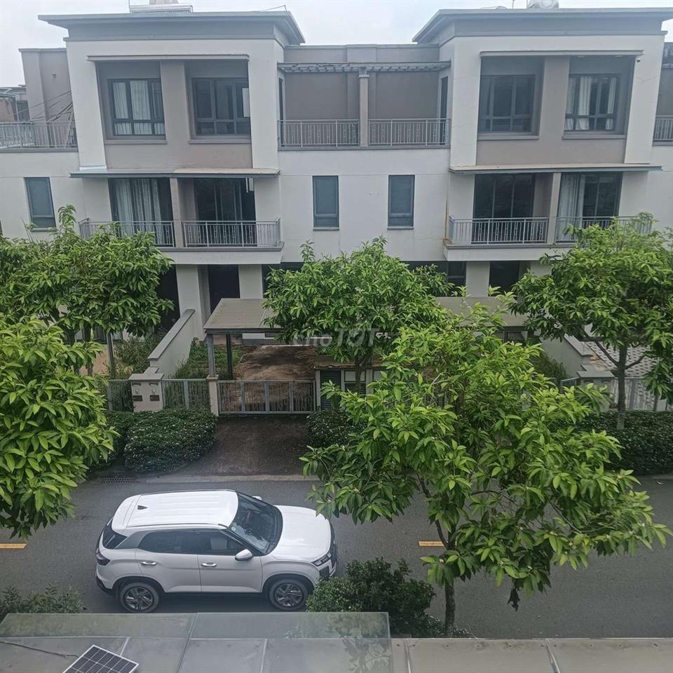 Nhà Trệt 2 Lầu 107M2 đường Lý Thái Tổ Xã Phú Thạnh, Nhơn Trạch 
