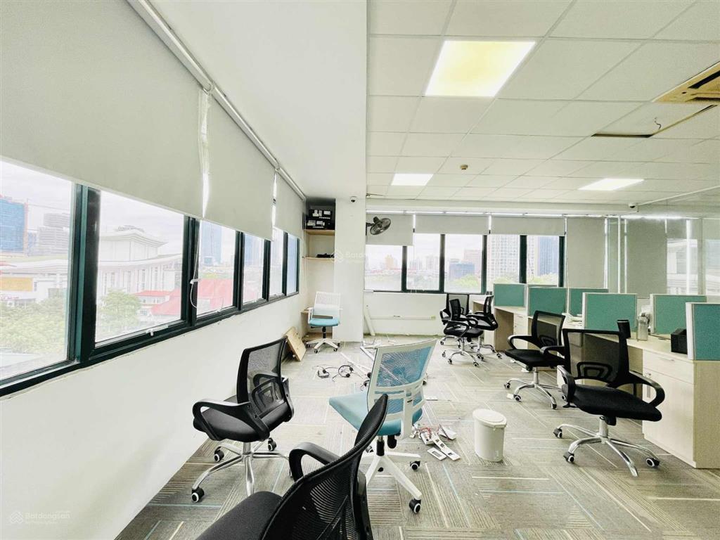 Sàn văn phòng đẹp keng phố huỳnh thúc kháng  láng hạ đống đa 145m giá chỉ 24 triệu