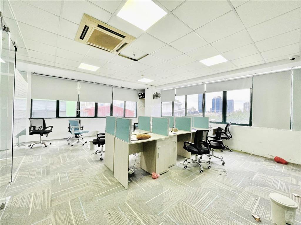 Sàn văn phòng đẹp keng phố huỳnh thúc kháng  láng hạ đống đa 145m giá chỉ 24 triệu