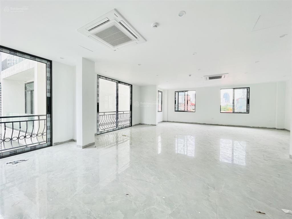Bóc tem cho thuê văn phòng phố nguyên hồng  đống đa diện tích 100m2 giá chỉ 15 triệu mới keng
