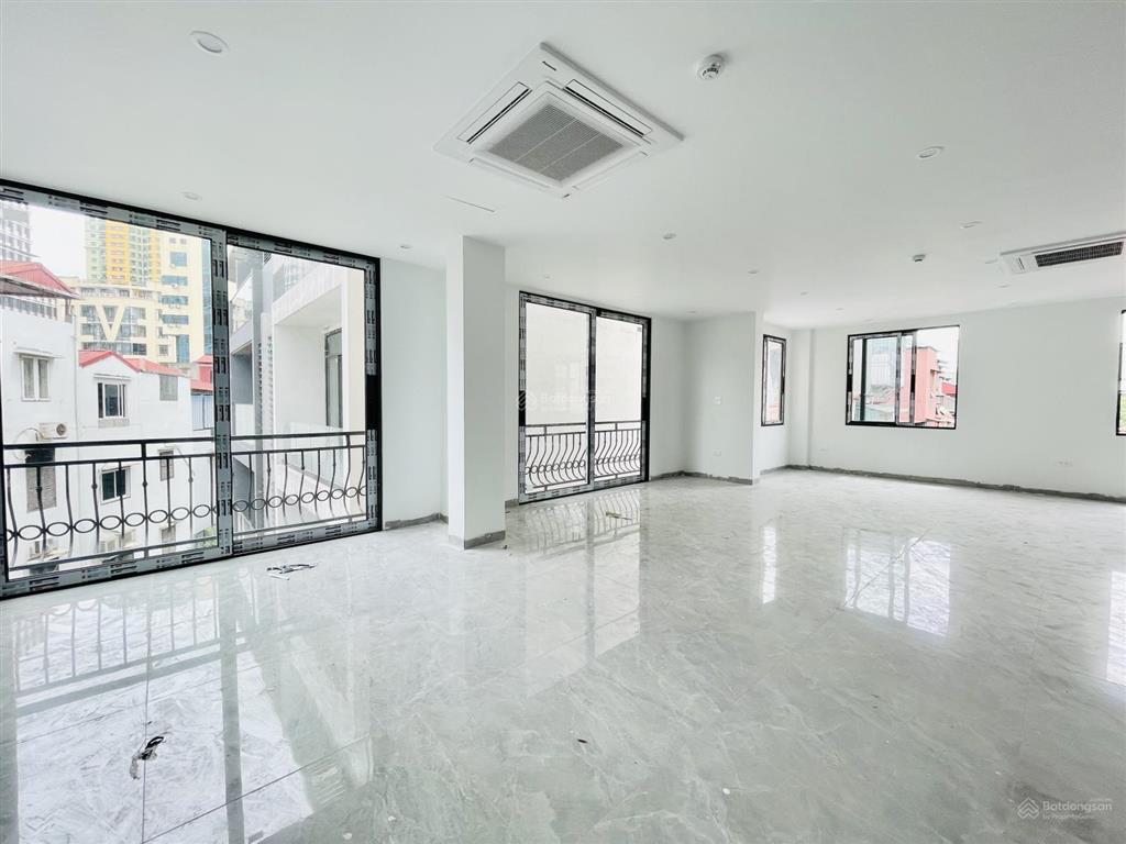 Bóc tem cho thuê văn phòng phố nguyên hồng  đống đa diện tích 100m2 giá chỉ 15 triệu mới keng