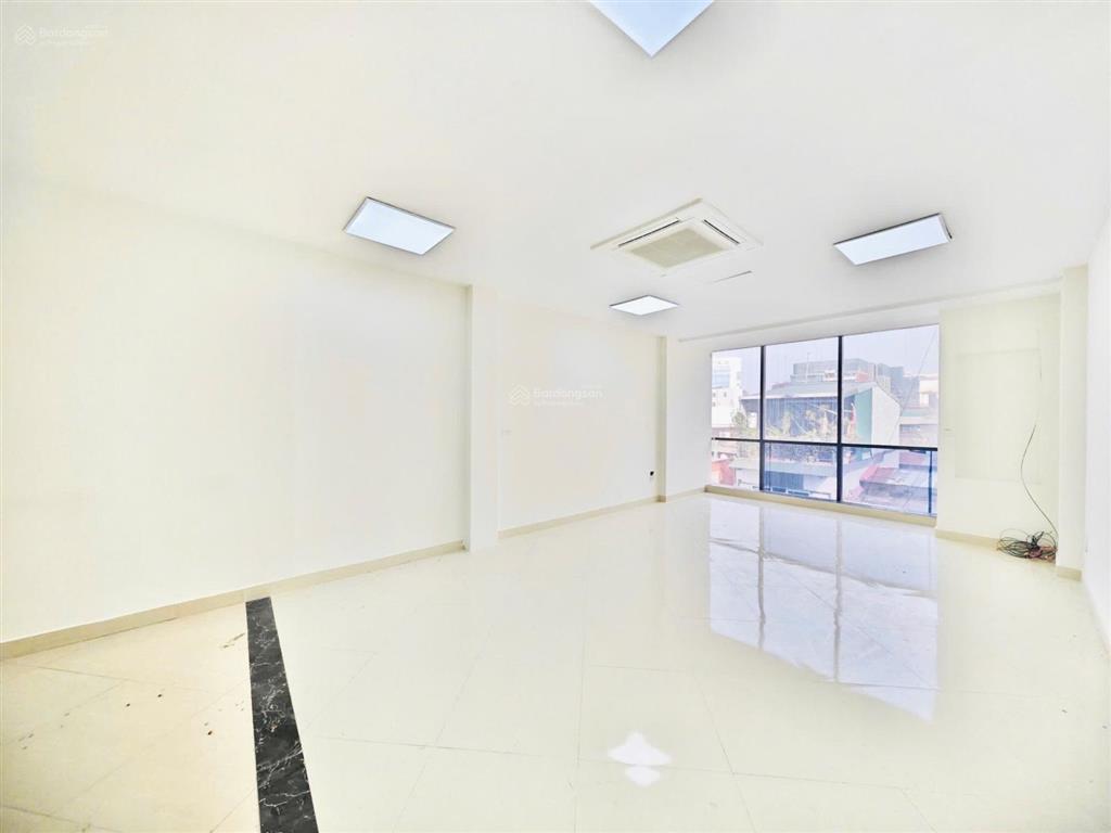 An trạch  cát linh đống đa cho thuê văn phòng 85m2 giá rẻ có 102 chỉ 13 triệu còn hiếm có 1 sàn