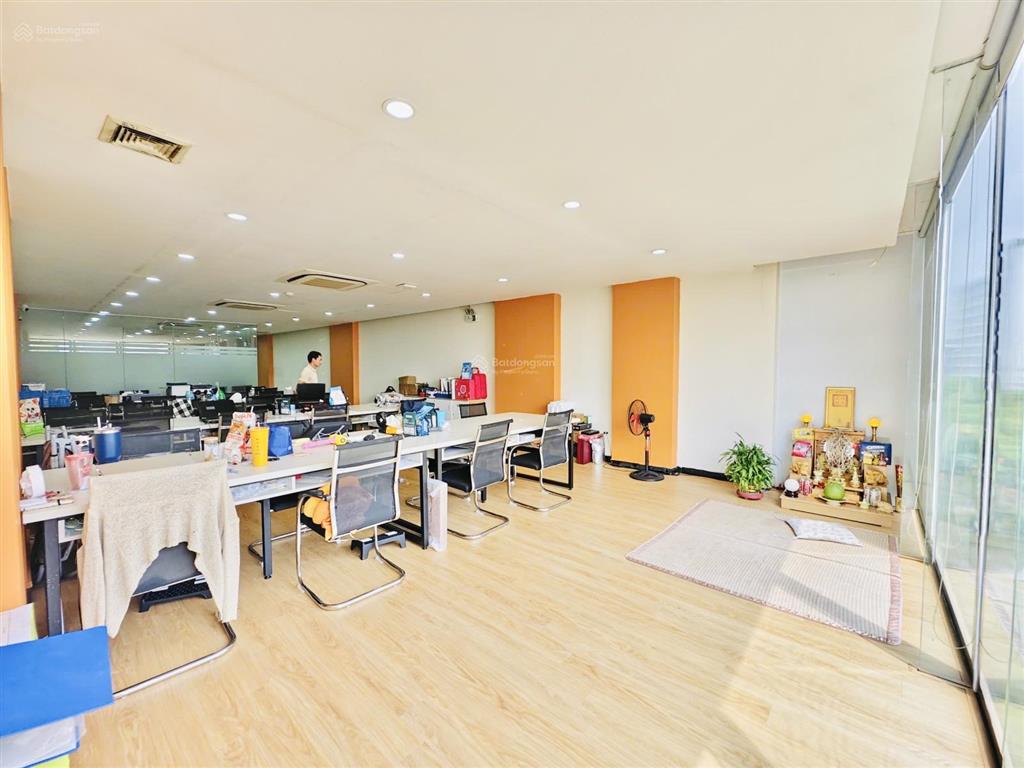 Sàn văn phòng đẹp keng phố hoàng cầu  đống đa 220m2 giá cực rẻ chỉ 38tr đầy đủ pccc vị trí vàng kd