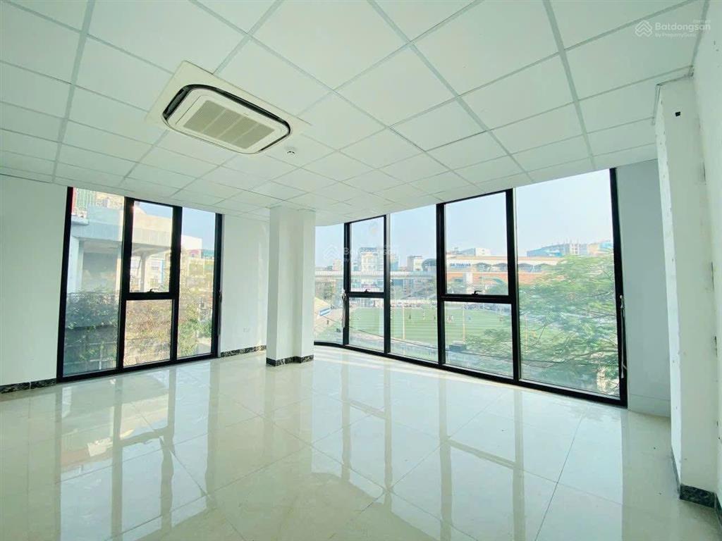 Cho thuê văn phòng, studio phố nguyễn hy quang, hoàng cầu, đống đa 110m giá rẻ chỉ 19tr oto đỗ cửa