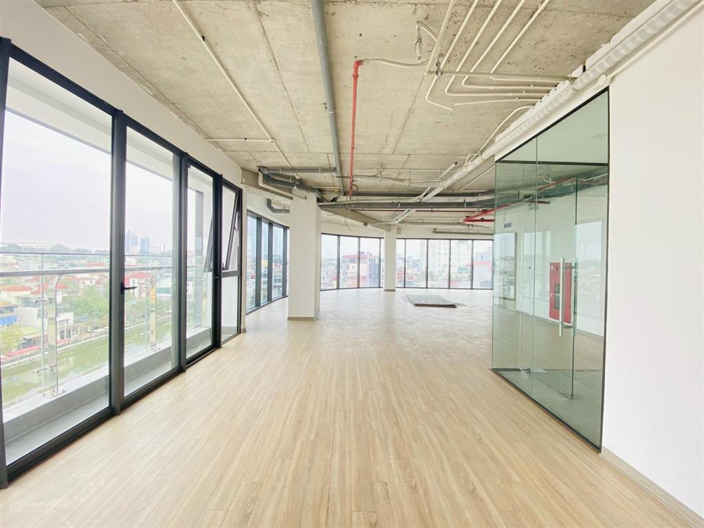 Bóc tem văn phòng, studio lô góc đẹp keng view hồ đội cấn 145m giá cực rẻ chỉ 26tr