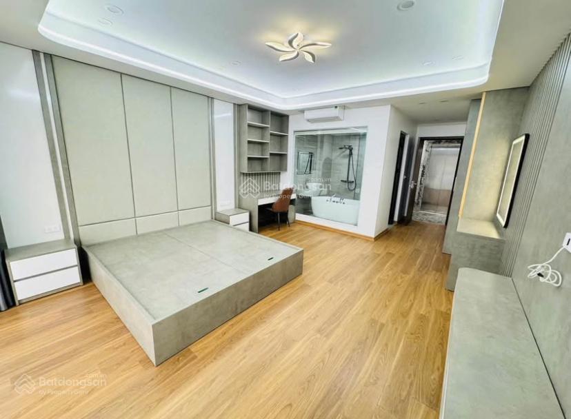 Gần ngoại giao đoàn  hơn 13 tỷ  dt 55m2, 6 tầng thang máy, gara ô tô  ngõ thông kinh doanh