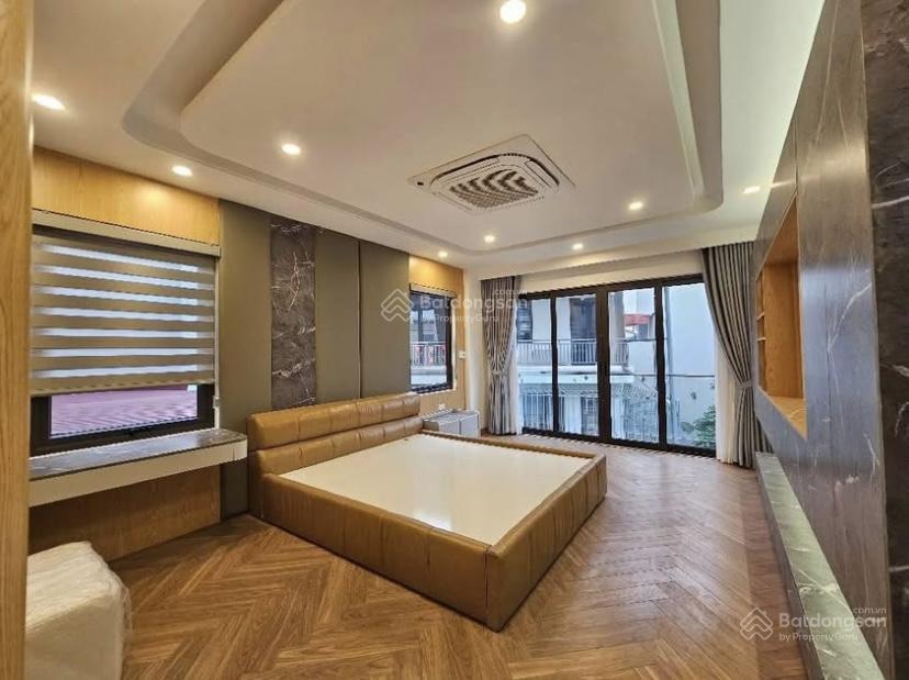 Gần ngoại giao đoàn  hơn 13 tỷ  dt 55m2, 6 tầng thang máy, gara ô tô  ngõ thông kinh doanh