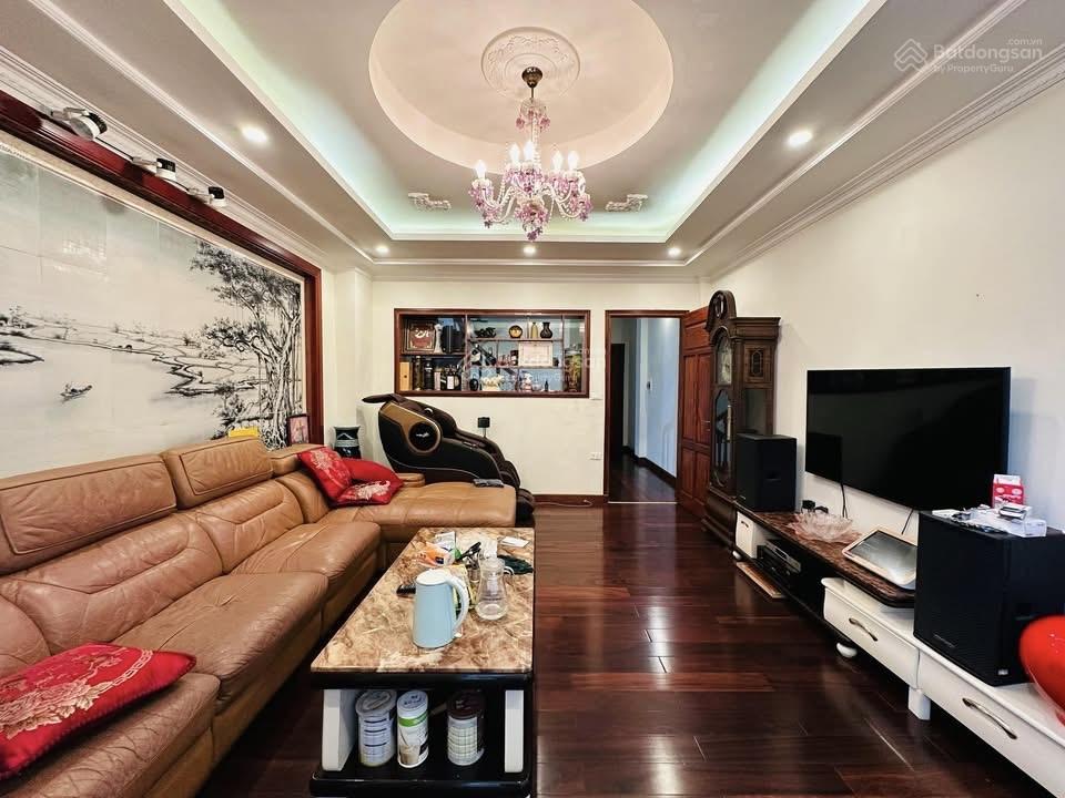 Phân lô lạc long quân ô tô tránh dt 52m2, 5 tầng, mt 5m gara ô tô 15.1 tỷ