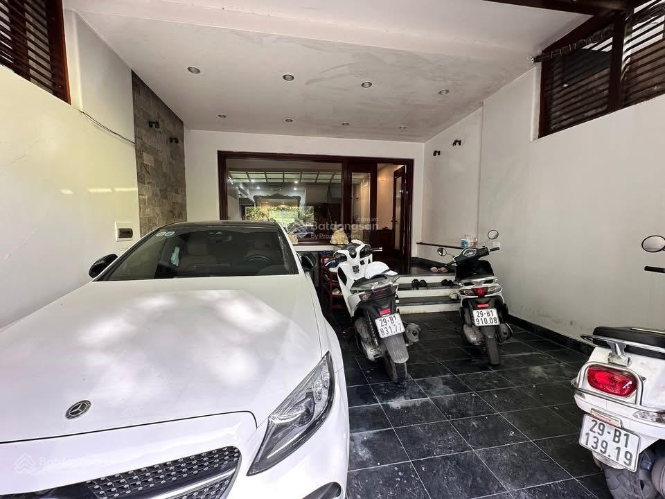 Phân lô võ chí công/ nghĩa đô ô tô tránh dt 52m2, 5 tầng, mt 5m gara ô tô nhỉnh nhẹ 15 tỷ