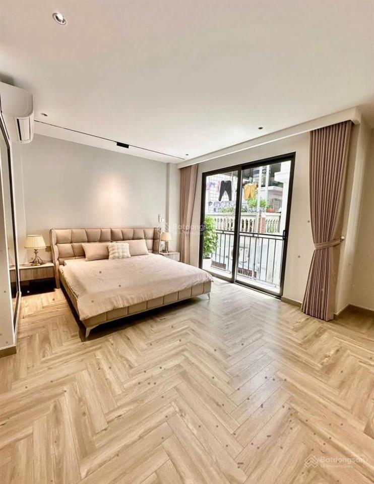 Bán nhà riêng lạc long quân/ cầu giấy dt 60m2, 6 tầng thang máy ô tô tránh gara tại nhà 19.x tỷ