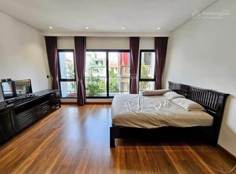 Bán nhà riêng lạc long quân/ tây hồ dt 60m2, 6 tầng thang máy ô tô tránh gara tại nhà