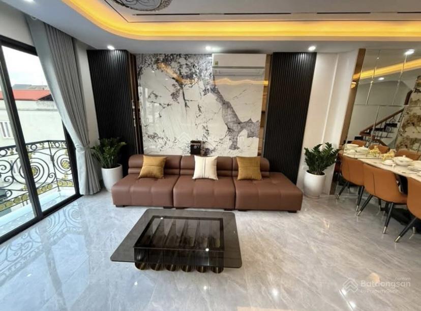 Hàng xóm đsq hàn/ xuân tảo dt 45m2 x 6 tầng thang máy dân xây ngõ thông  11 tỷ