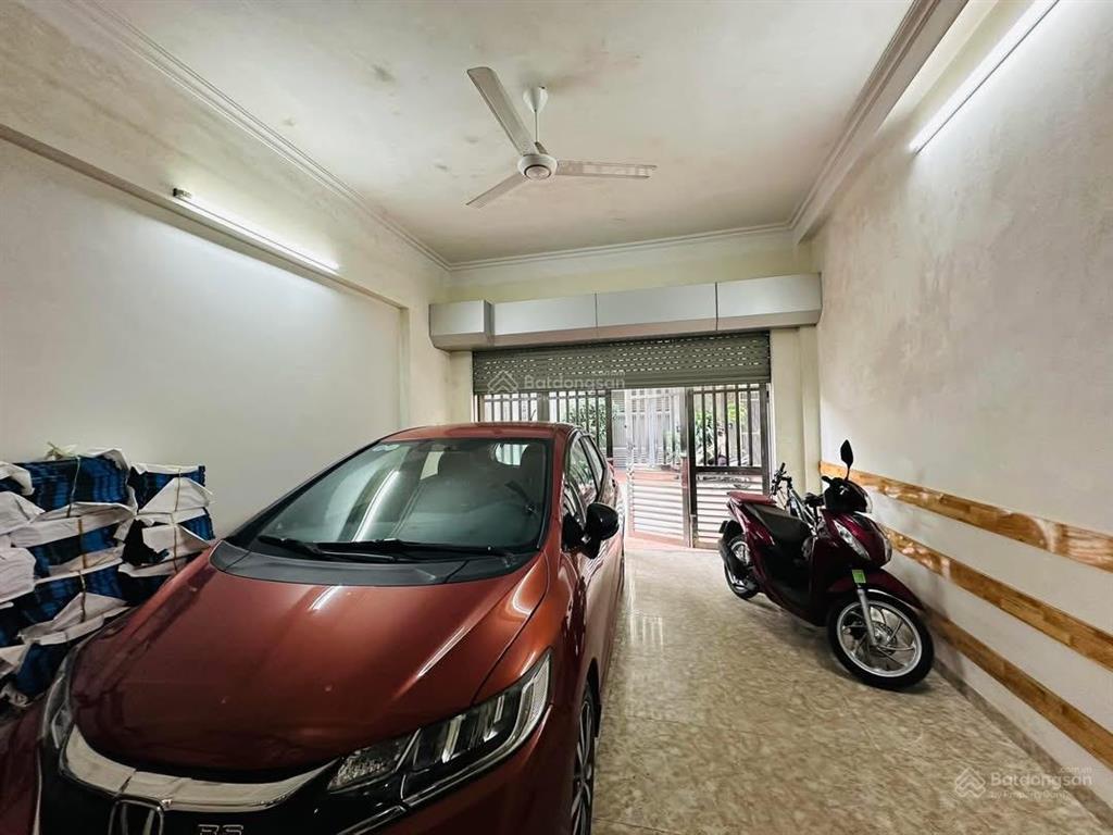 Phân lô trần quốc hoàn  ô tô tránh vòng quanh dt 50m2, 5 tầng, mt5,6m 19.9 tỷ