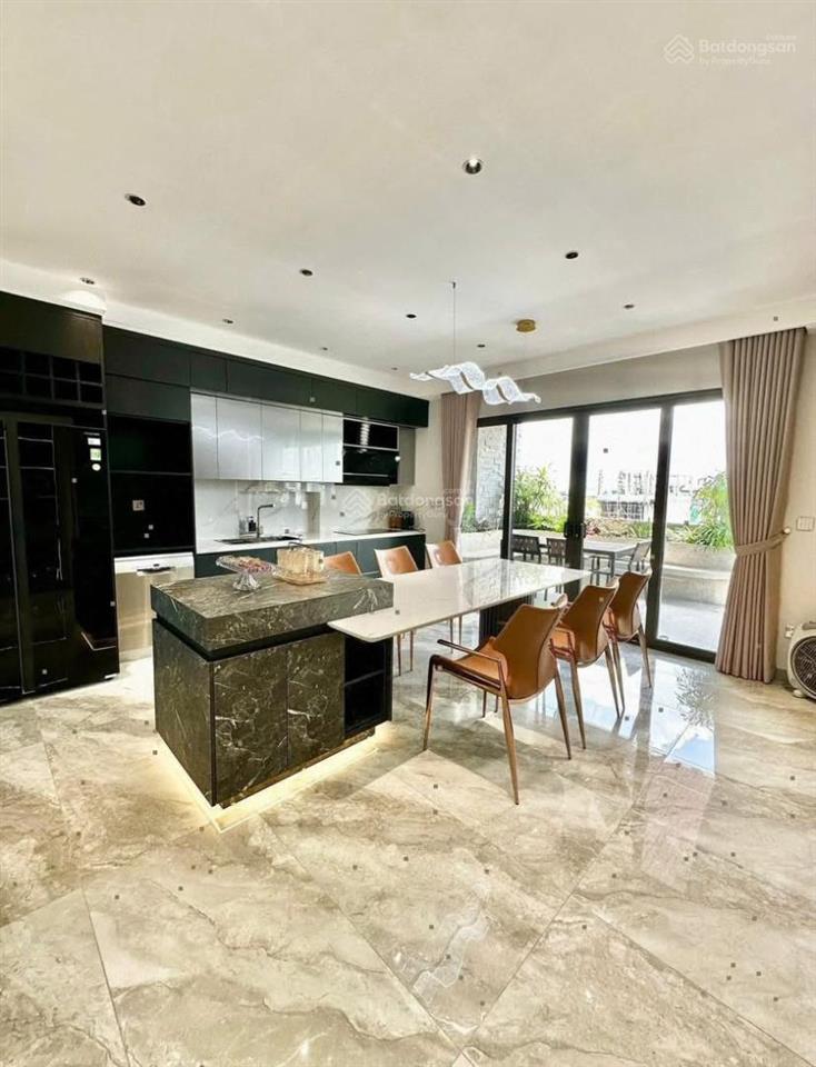 Phân lô qđ hoàng quốc việt/ nghĩa đô dt 60m2 x 6 tầng thang máy ô tô tránh vòng quanhhơn 25 tỷ